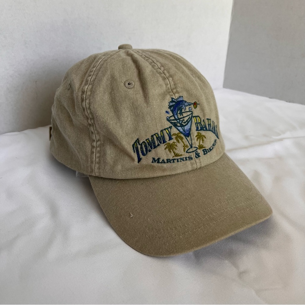 Tommy Bahama hat